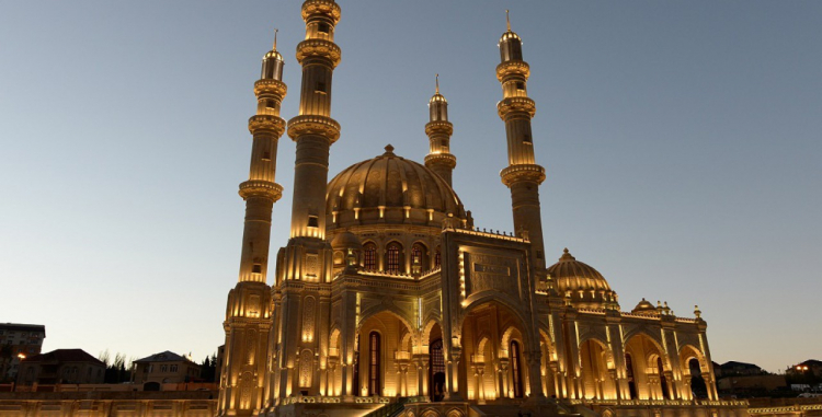 В Азербайджане с 10 июня возобновится деятельность мечетей