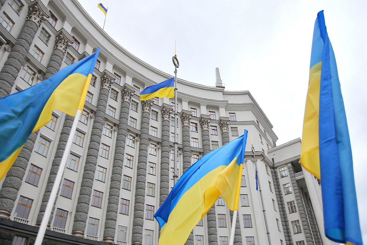 Пятеро украинских министров написали заявление об увольнении