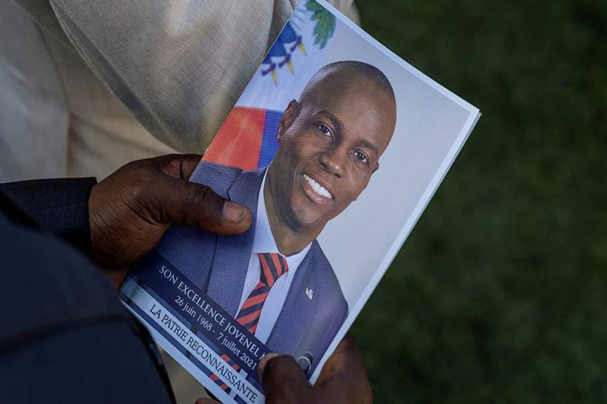На сына покойного президента Гаити совершили покушение в день убийства отца