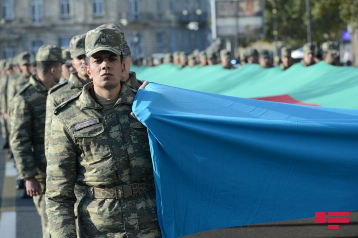 В Баку состоялось шествие по случаю Дня Победы Азербайджана-ФОТО -ОБНОВЛЕНО 