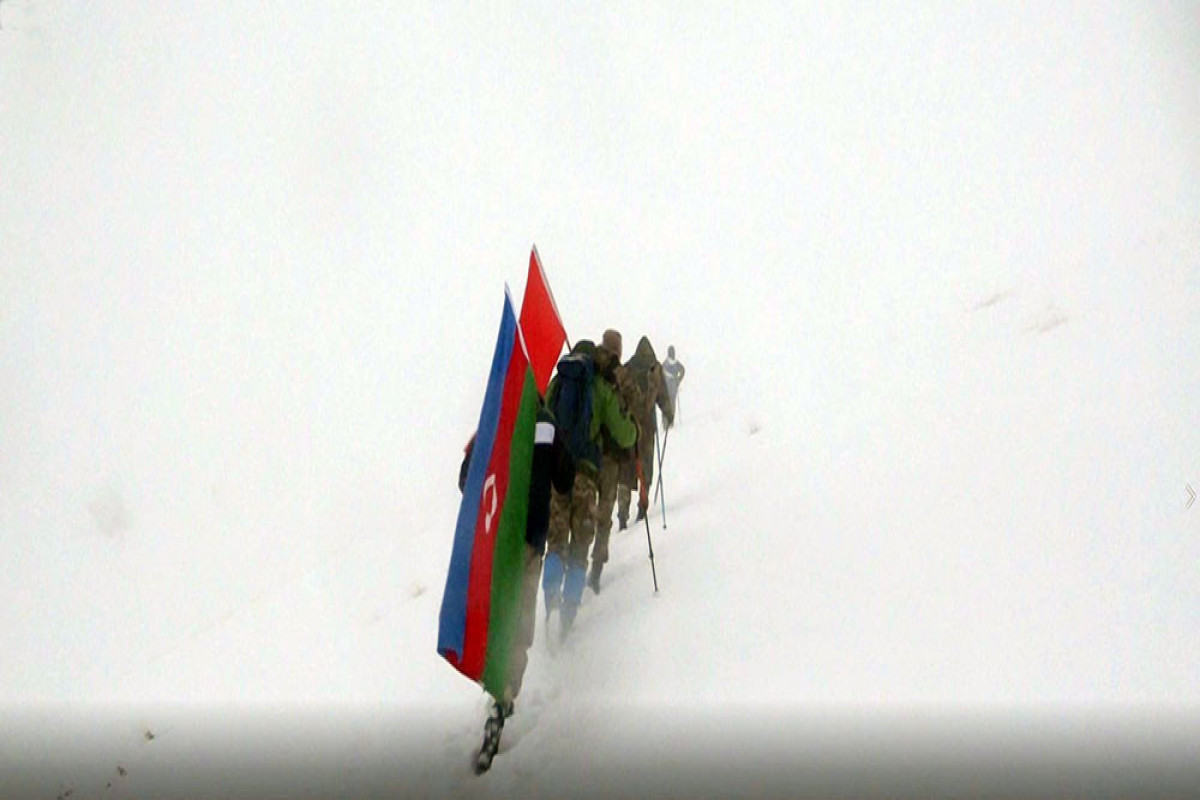 На вершину «Зяфяр» организована экспедиция «Железный кулак»-ФОТО 