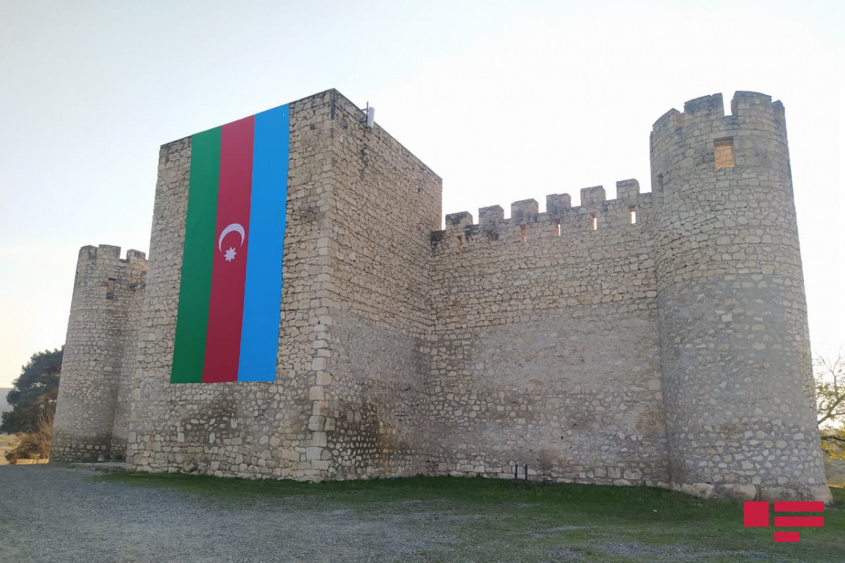 В крепости Шахбулаг открылась выставка, посвященная Дню Победы-ФОТО 