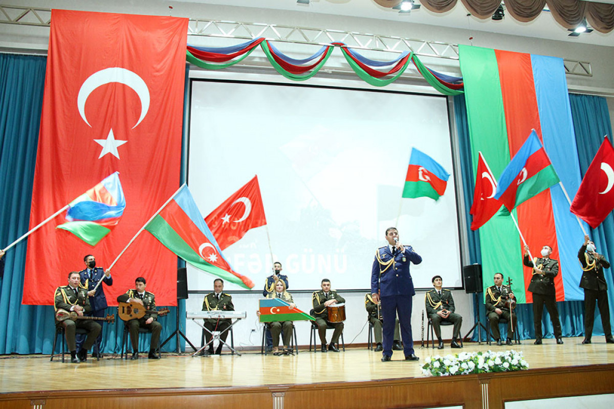 По случаю Дня Победы в азербайджанской армии прошел ряд мероприятий-ФОТО 