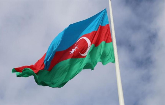В Азербайджане отмечается День Государственного флага