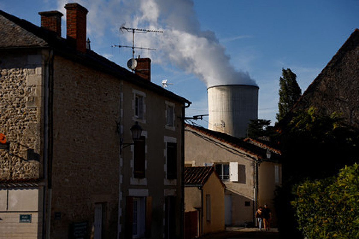 Франция построит ядерные реакторы ради спасения планеты