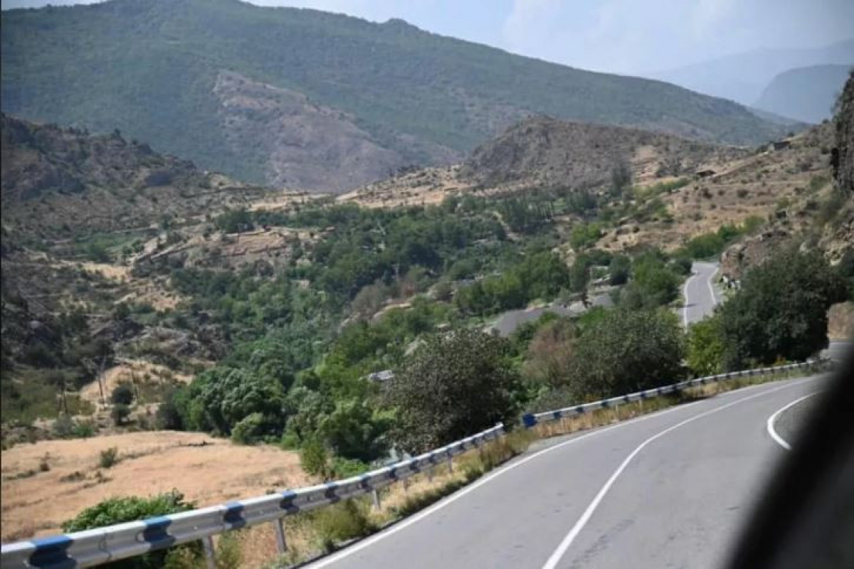 Азербайджан создает таможенные пункты на дороге Кафан-Горус