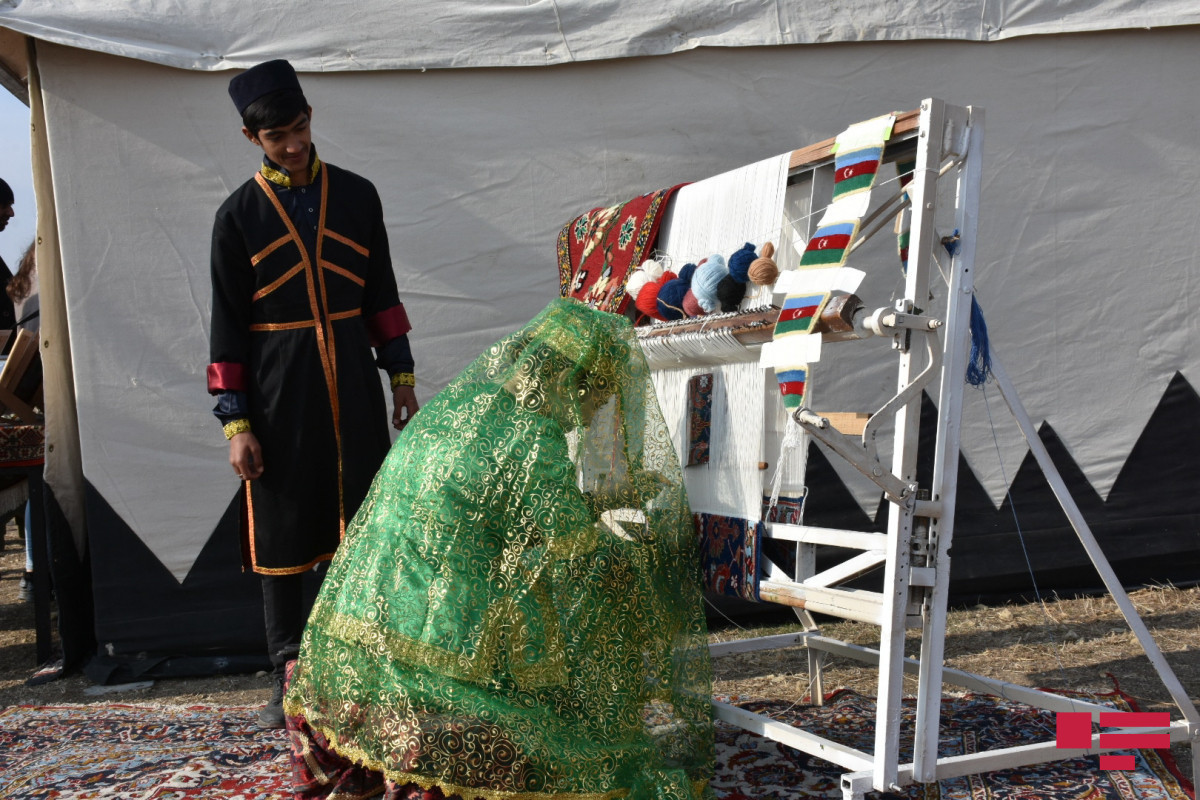 В Гобустане прошел фестиваль кочевников Yurdda bayram-ФОТО 