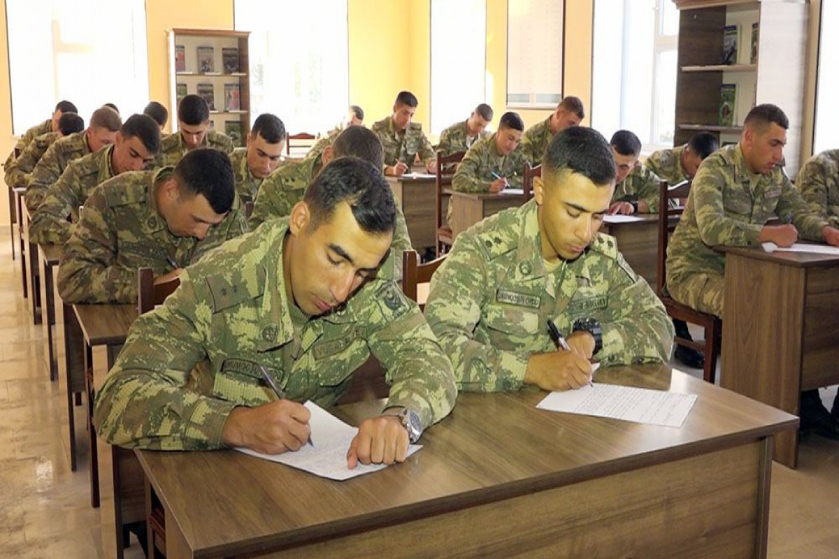 В Отдельной общевойсковой армии Нахчывана прошли учебно-методические сборы с молодыми офицерами-ФОТО 