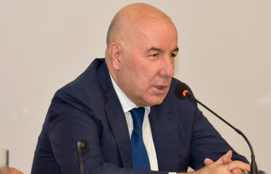 Эльман Рустамов