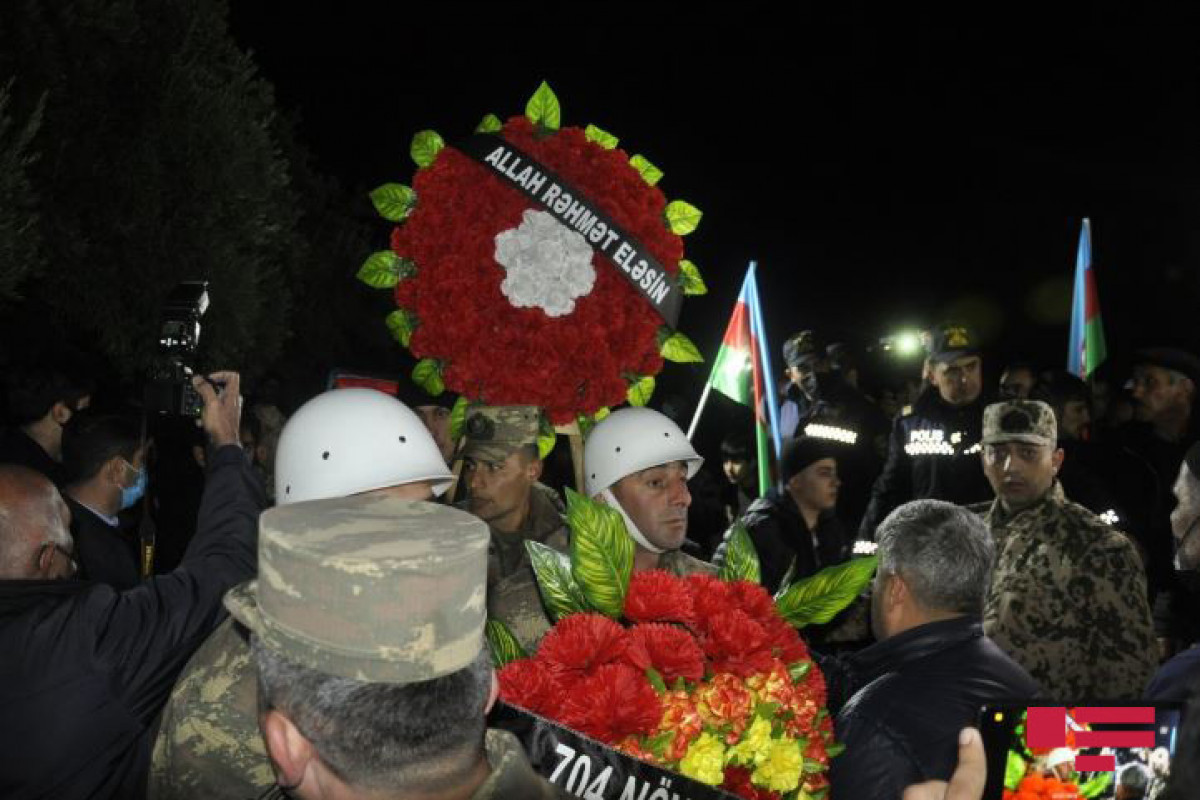 В Ширване похоронен военнослужащий, погибший в результате провокации Армении-ФОТО 