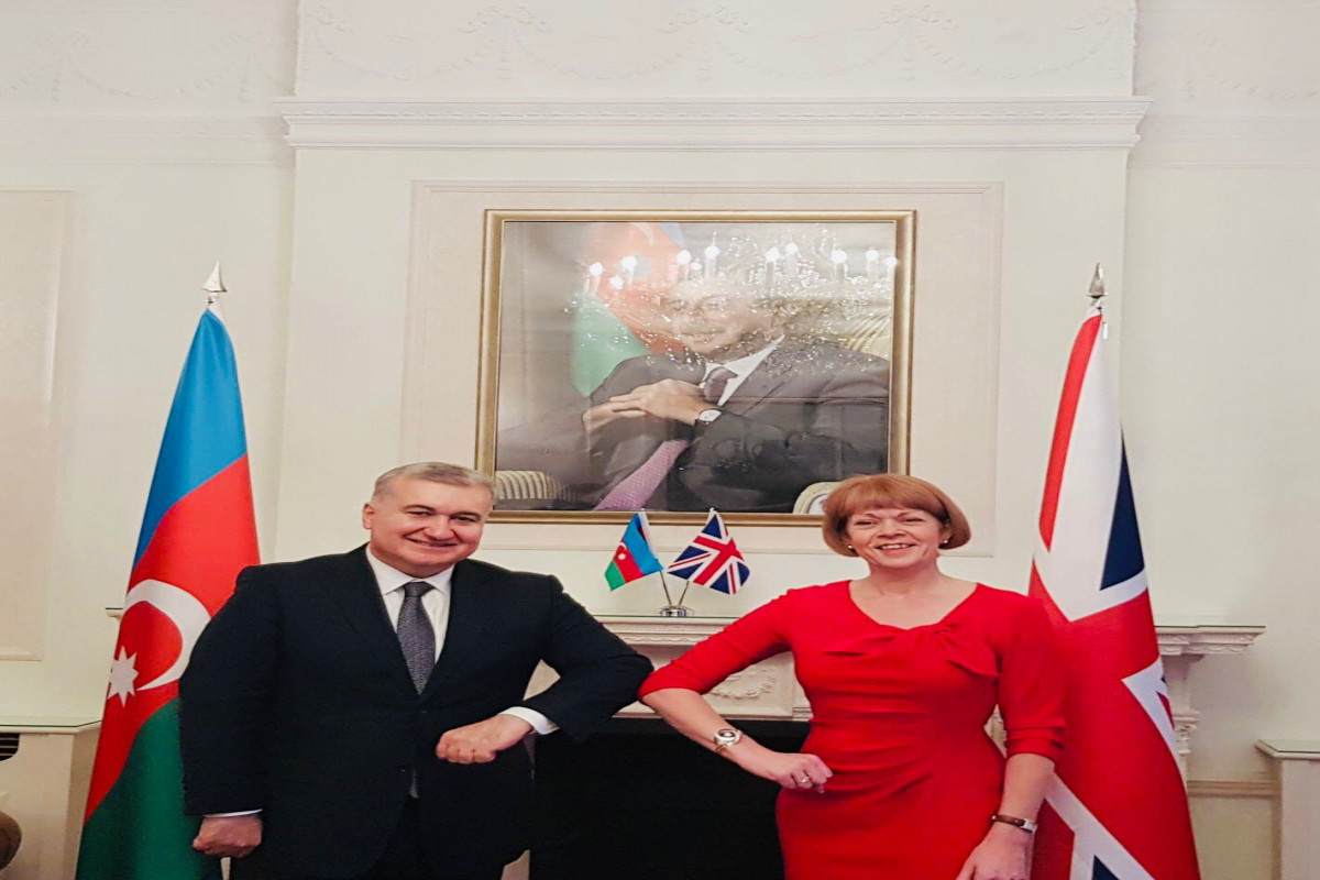 Посол Азербайджана в Великобритании Элин Сулейманов встретился с государственным министром Великобритании по европейскому соседству и американскому региону Венди Мортон