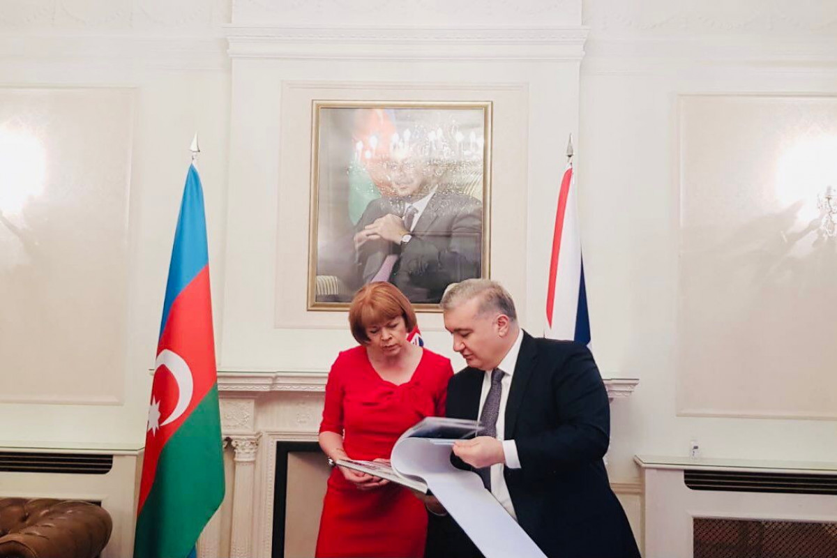 Посол Азербайджана в Великобритании Элин Сулейманов встретился с государственным министром Великобритании по европейскому соседству и американскому региону Венди Мортон