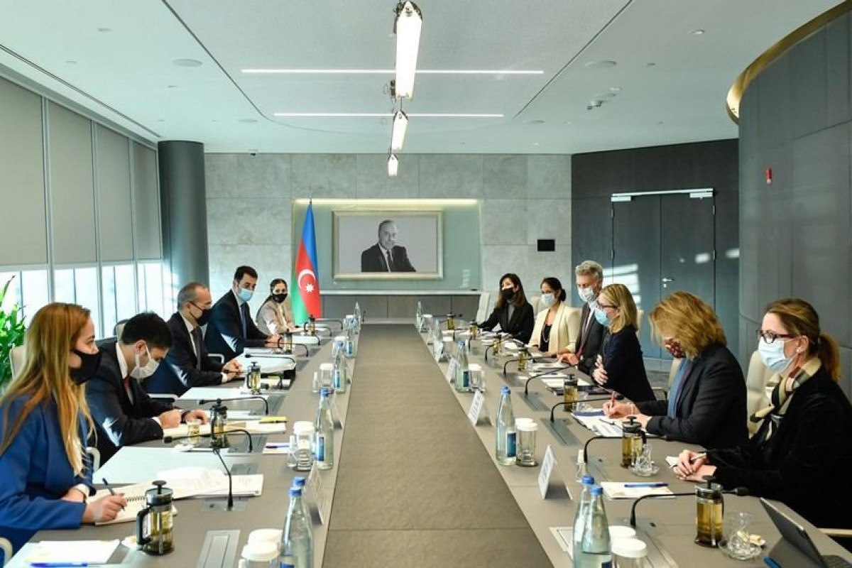 Министр экономики Азербайджана встретился с региональным вице-президентом ВБ