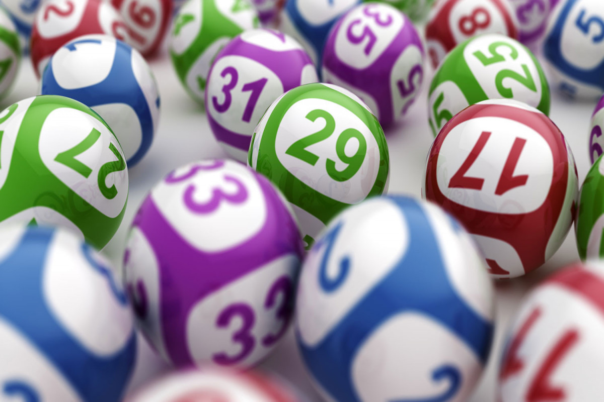 Мужчина 5 лет зачеркивал в лотерее одинаковые числа и сорвал джекпот