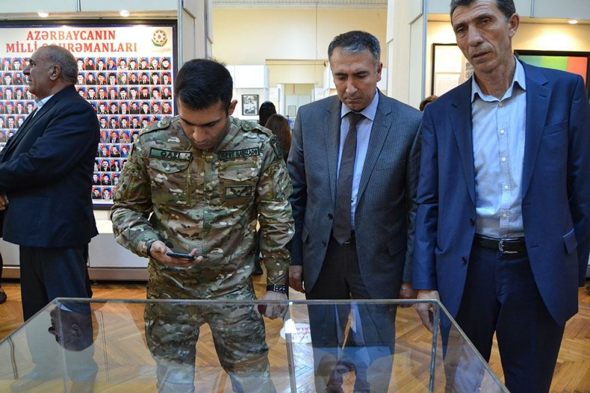 В Музее независимости Азербайджана представлена экспозиция "Орлы Лачина"