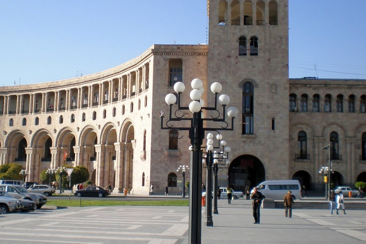 В Ереване начались акции протеста