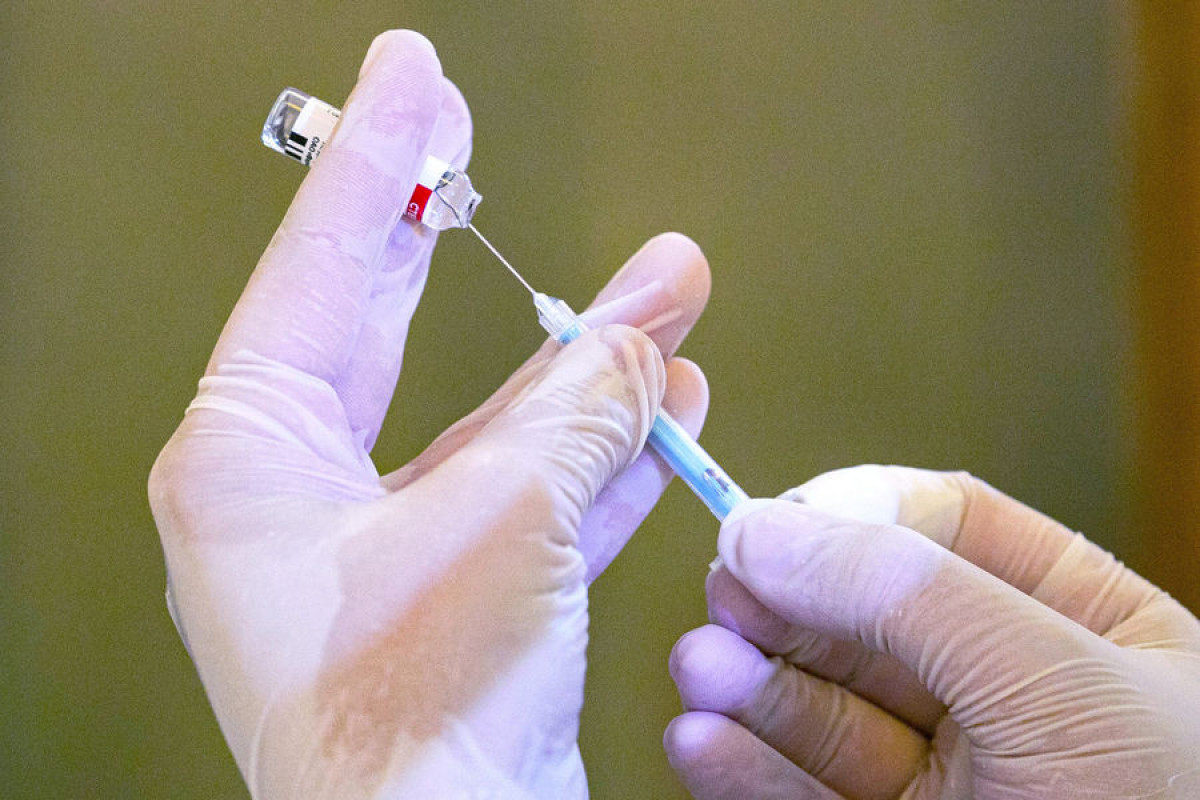 В России зарегистрировали вакцину от коронавируса для подростков