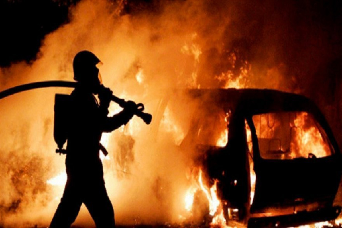 В Сабирабаде мужчина сгорел в автомобиле