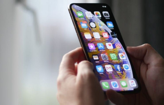 Apple подала в суд на программистов, взломавших защиту iPhone