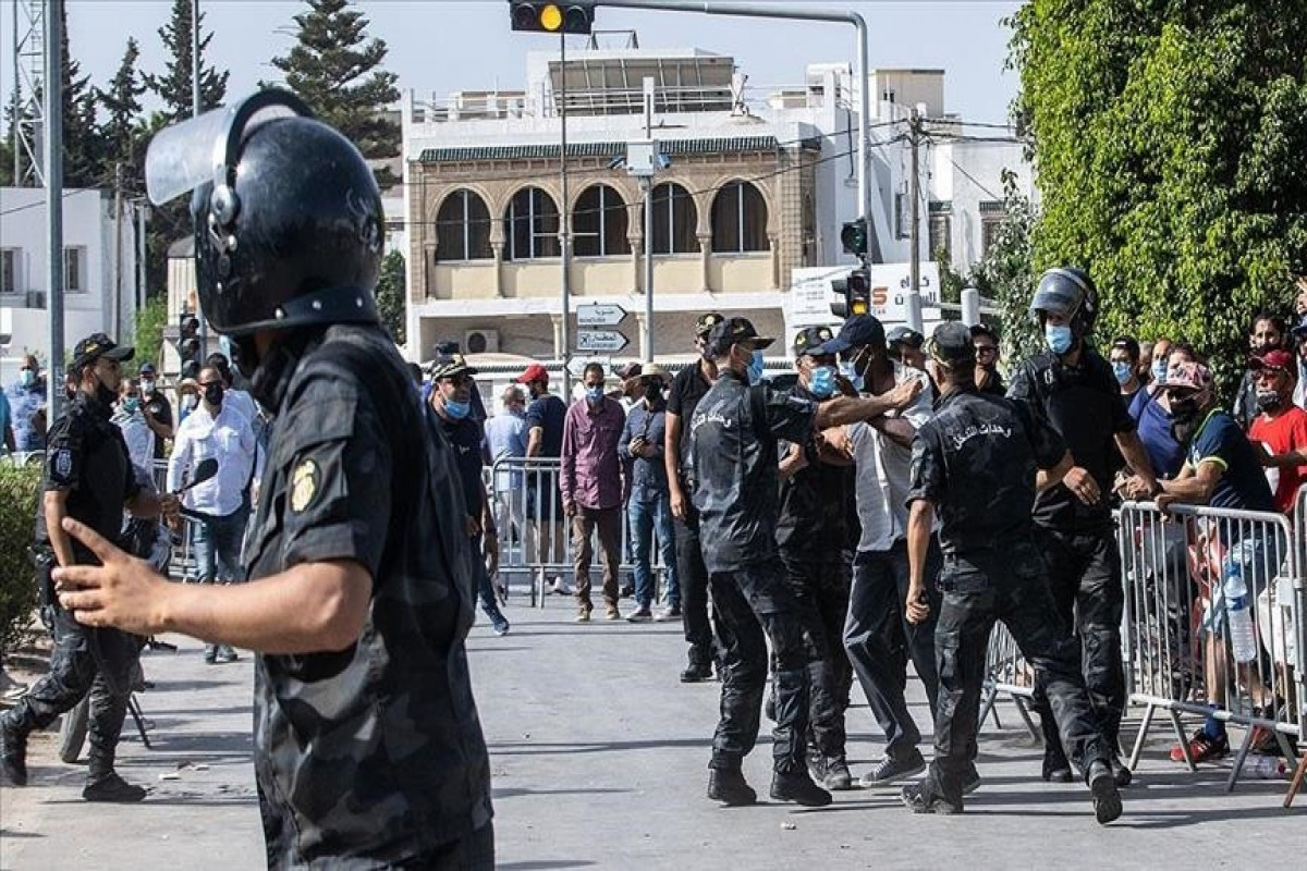 В Иране полиция применила силу против протестующих из-за нехватки воды