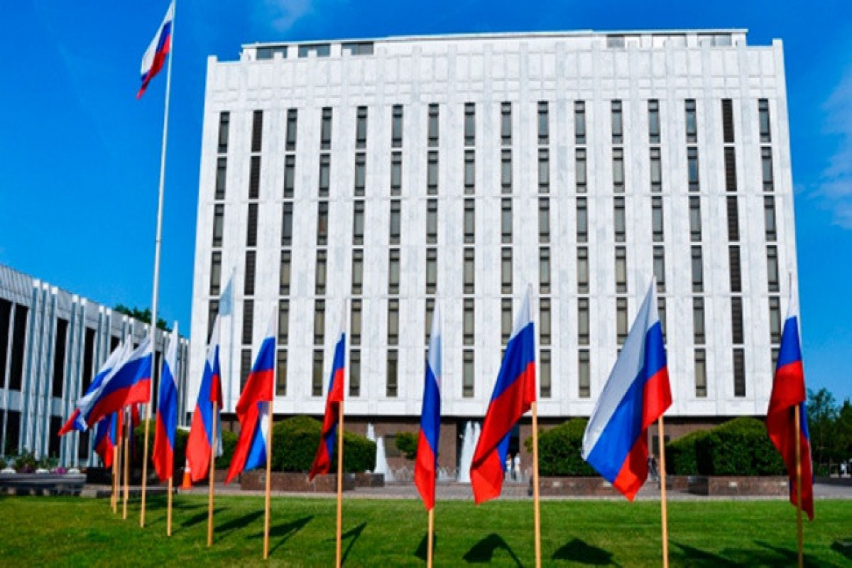 Двадцать семь российских дипломатов покинут США