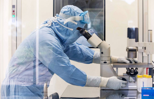 Итальянский вирусолог оценила опасность штамма «омикрон»