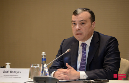 Минтруда Азербайджана: Будут повышены зарплаты работающих по трудовому договору