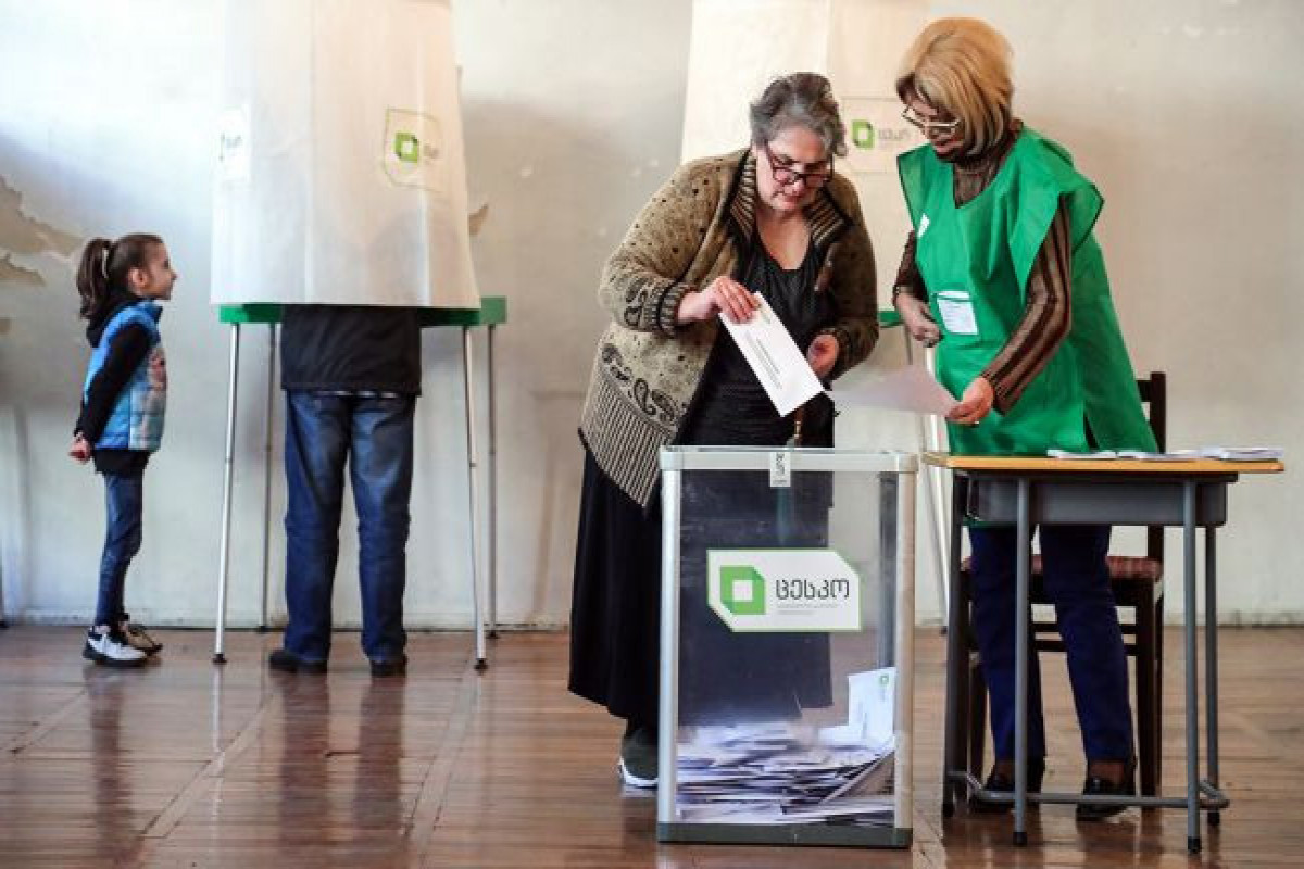 Экзитполы: «Грузинская мечта» лидирует на выборах в Грузии