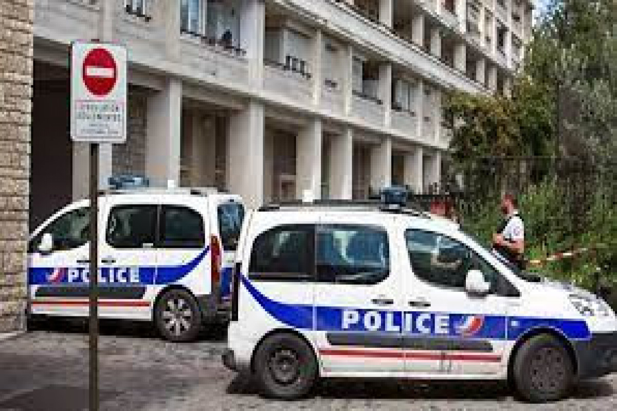 Во Франции лицеист хотел совершить массовое убийство в мечети