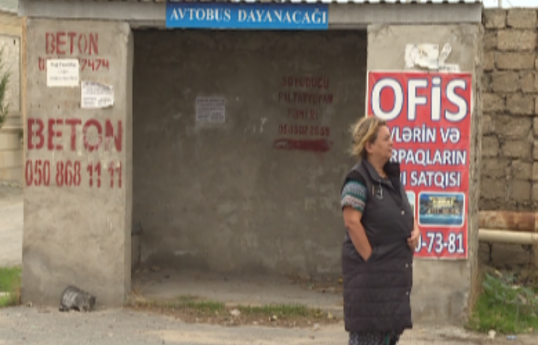 автобусная остановка в Сабунчинском районе