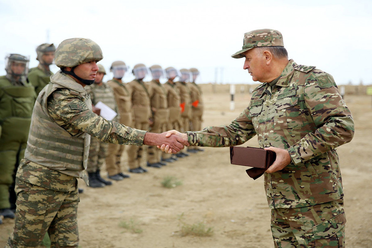 Начальник Генштаба Азербайджанской Армии посетил воинские части инженерно-сапёрных войск-ВИДЕО 