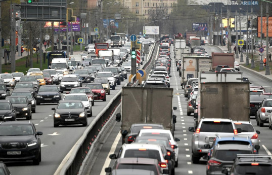Кортеж из шести автомобилей открыл стрельбу в Москве