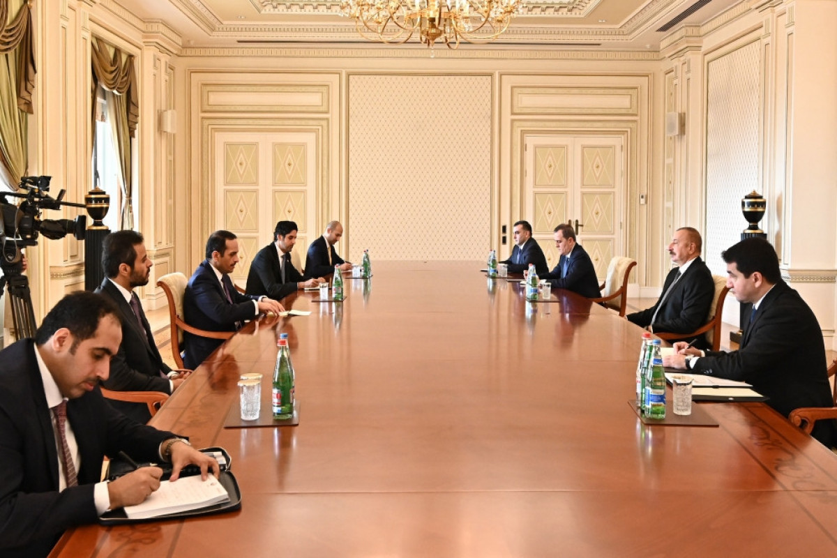 Ильхам Алиев принял заместителя премьер-министра Катара