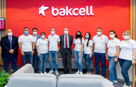 Компания Bakcell представила обновленный концептуальный магазин в центре Баку-ФОТО -ВИДЕО 