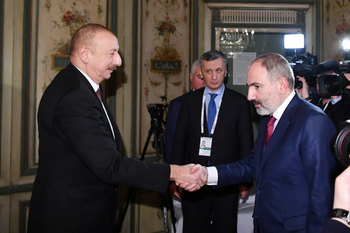 Встреча президента Азербайджана Ильхама Алиева и премьера Армении Никола Пашиняна в Мюнхене