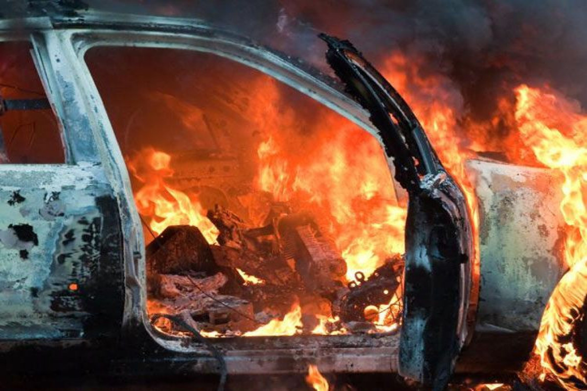 В Абшеронском районе сгорел автомобиль