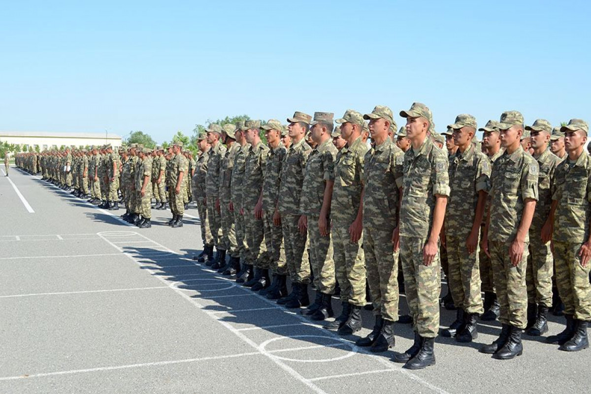 В Азербайджане проходят сборы военнообязанных запаса