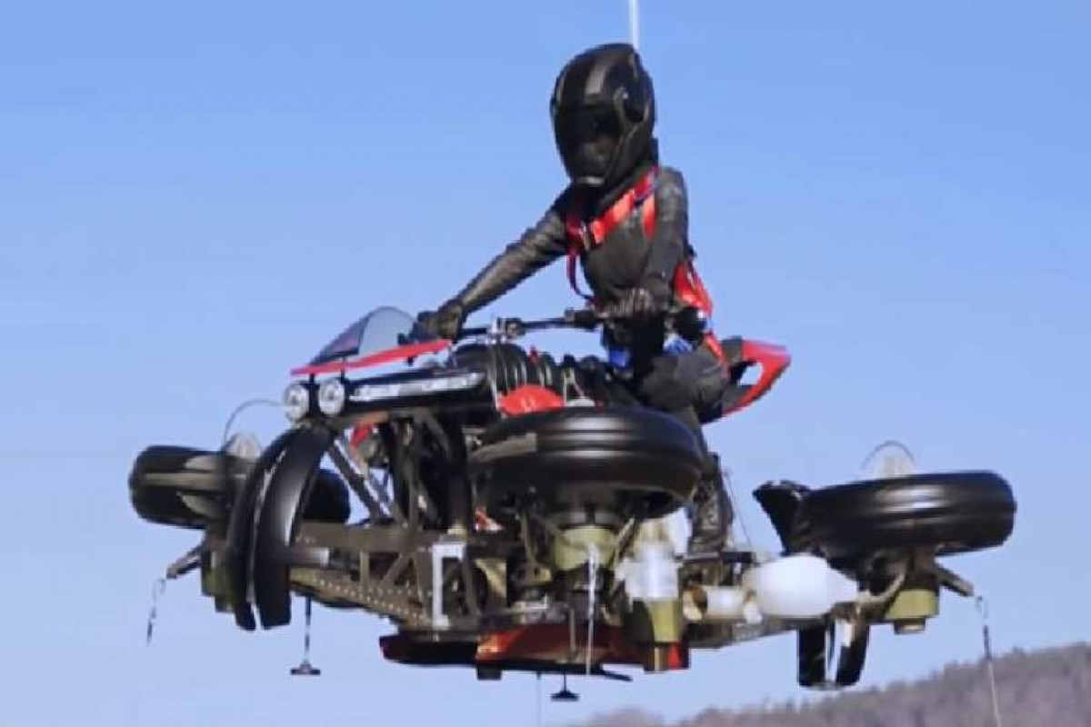 В Японии стартовали предзаказы летающего мотоцикла без колес