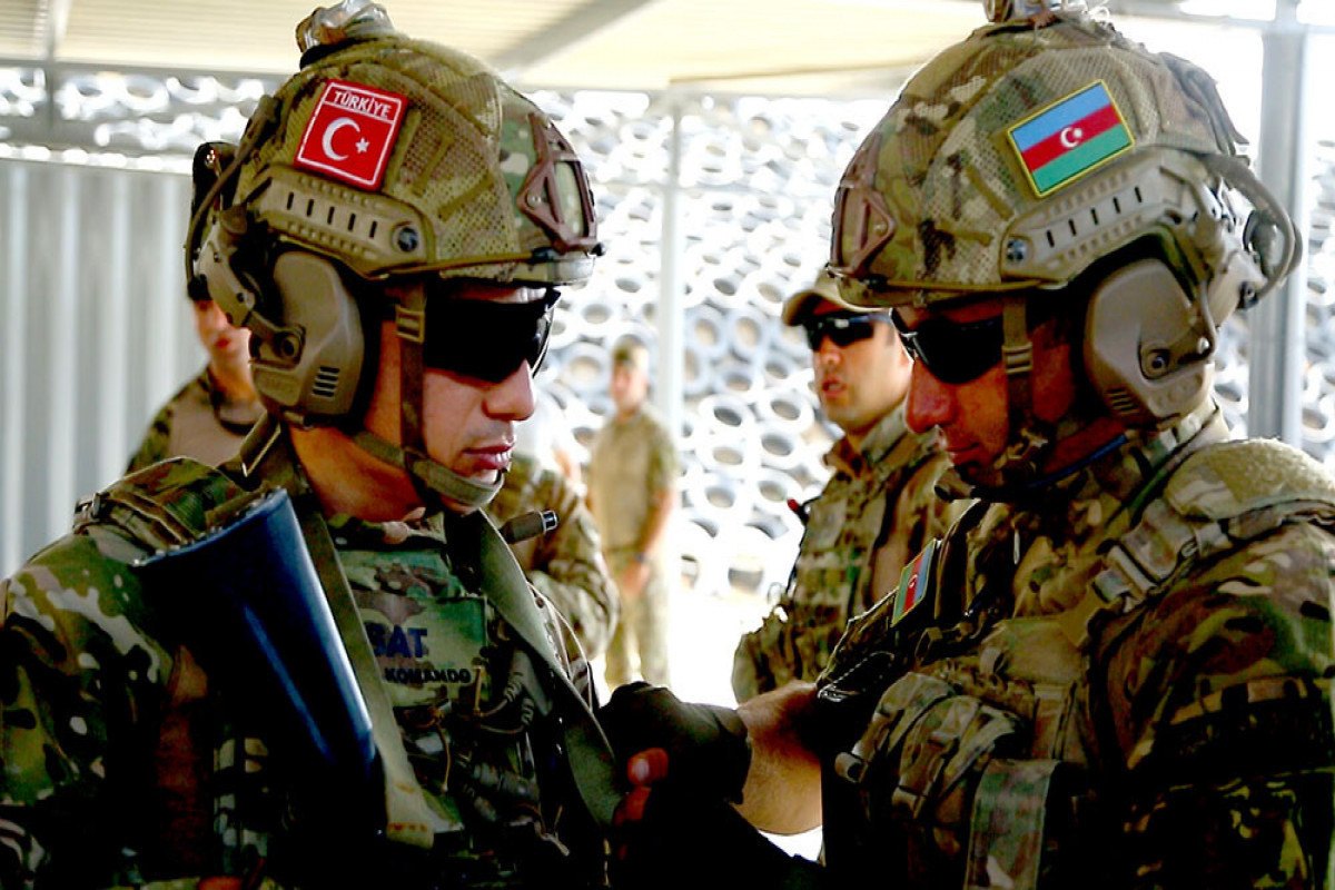 Начались совместные учения азербайджанских и турецких военнослужащих-ВИДЕО 