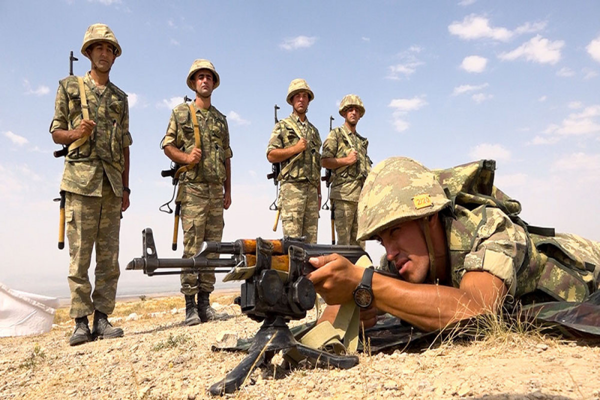 В мотострелковых подразделениях Отдельной общевойсковой армии проводятся занятия с боевой стрельбой - ВИДЕО 