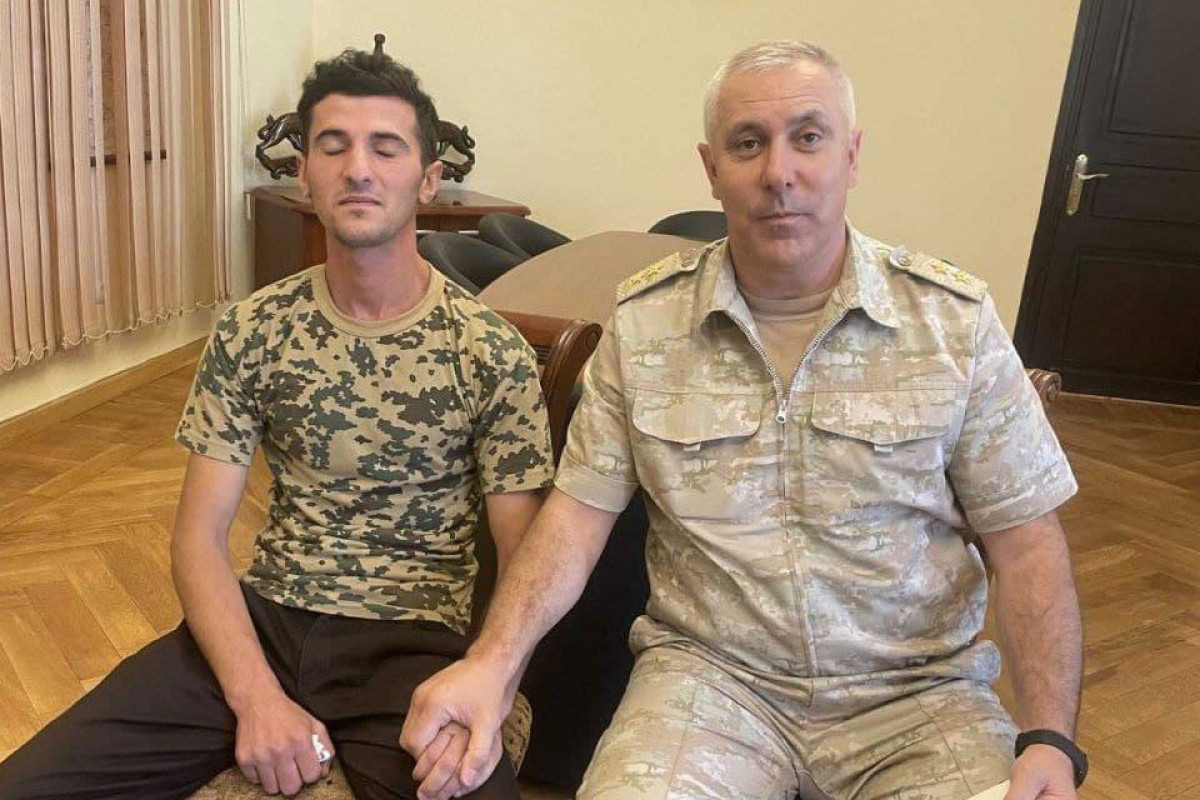 Рустам Мурадов навестил азербайджанского военнослужащего Джамиля Бабаева