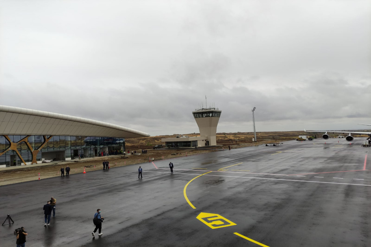 Историческое событие: В аэропорту Физули приземлился самолет AZAL «KARABAKH»-ФОТО 