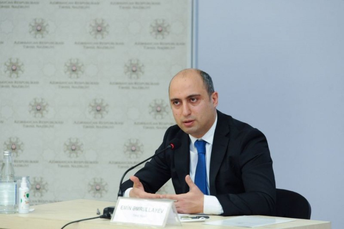В Азербайджане у школьников не будут требовать ковид-паспорта родителей