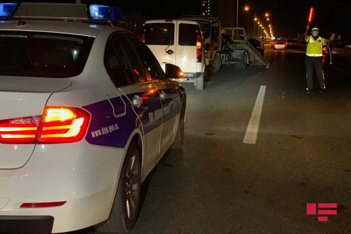 В Баку автомобиль ДПС сбил насмерть пожилую женщину