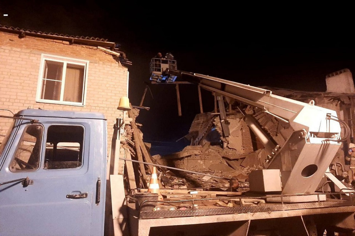 В России взрыв разрушил подъезд жилого дома, есть жертвы-ФОТО 