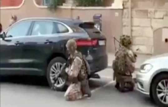Военные устроили стрельбу на улицах Риги и перепугали население-ВИДЕО 