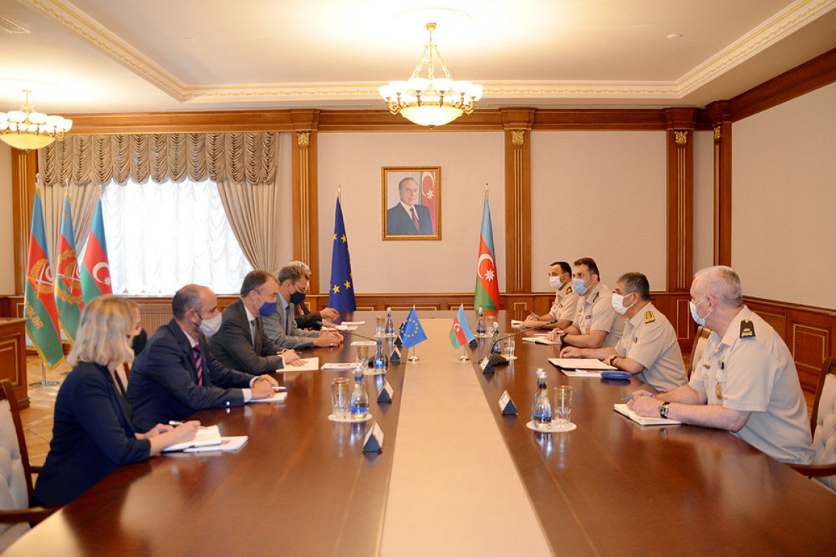 Министр обороны: Азербайджанская армия полностью соблюдает требования трехстороннего заявления 