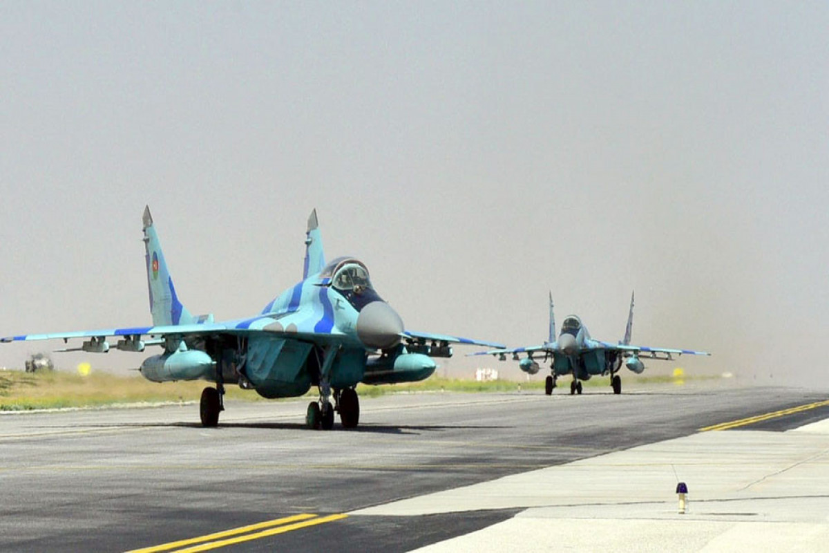 Истребители ВВС Азербайджана выполнят показательные полеты в Турции