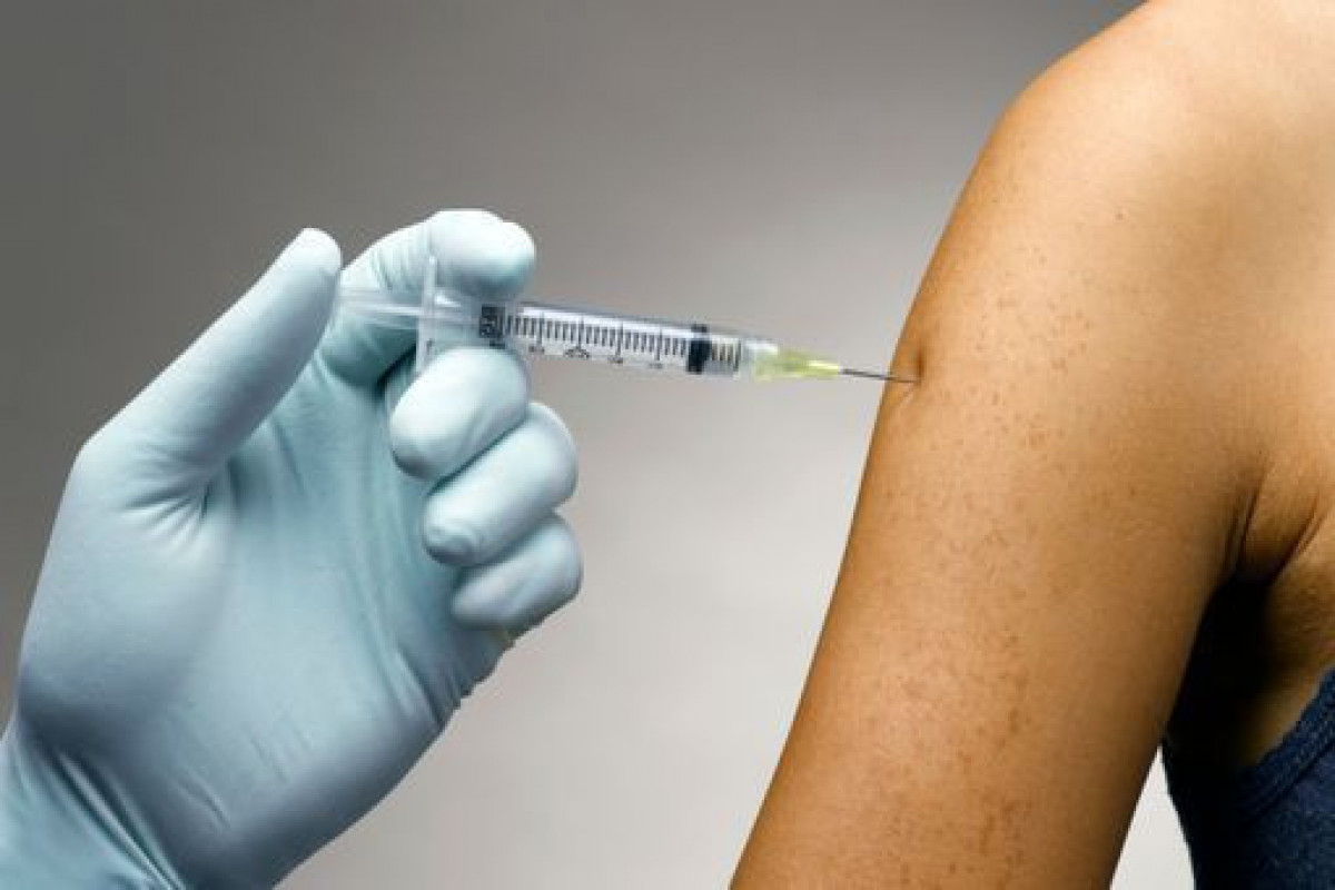 Ученые: Третья доза вакцины от СOVID повышает иммунитет в 10 раз