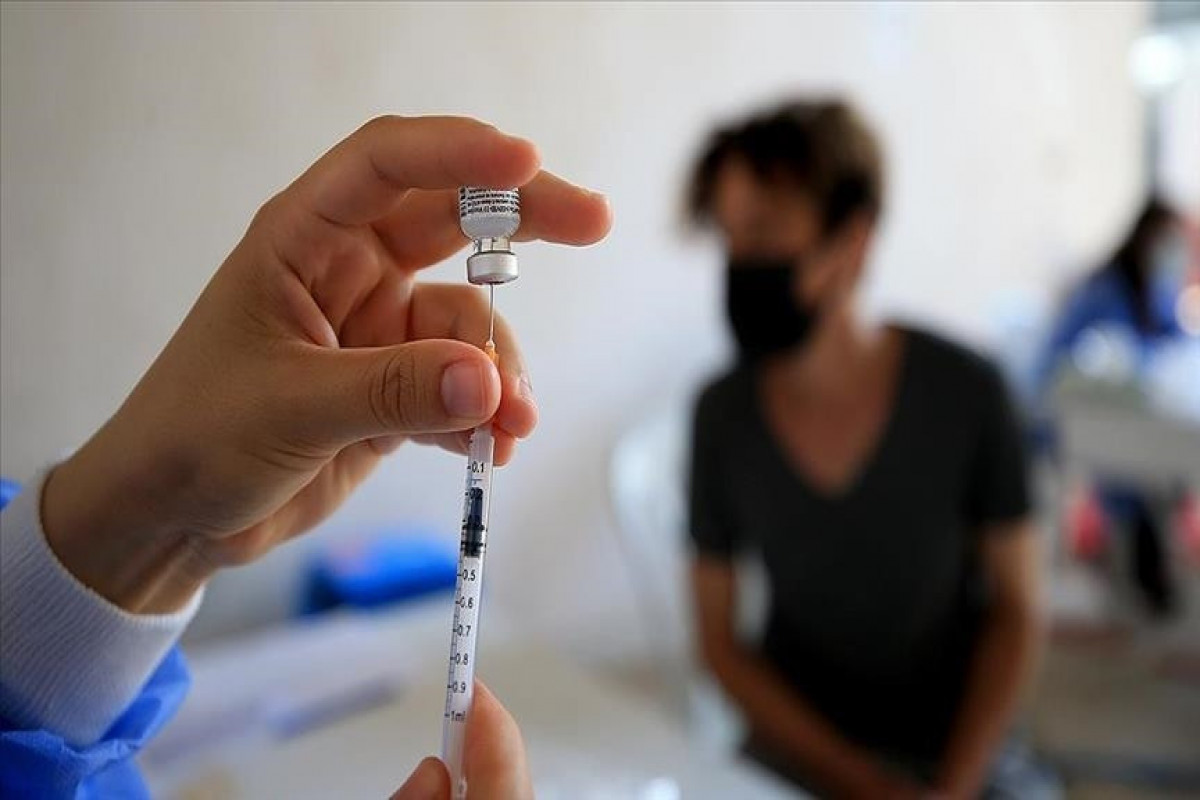 В Азербайджане число получивших обе дозы вакцины против коронавируса превысило 3,5 миллиона